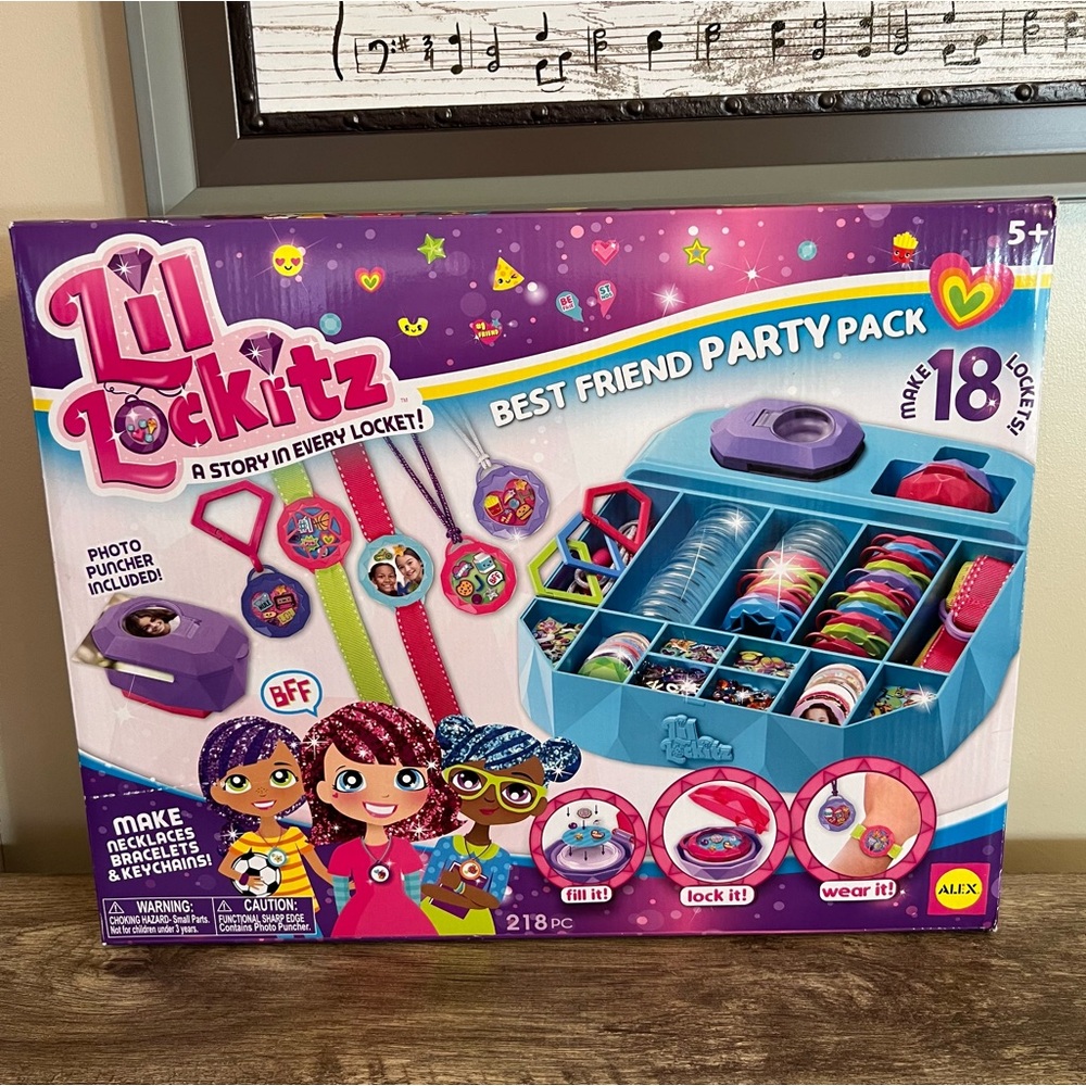 NEW Lil Lockitz Best Friend Party Pack Create Necklaces Bracelets Keychains